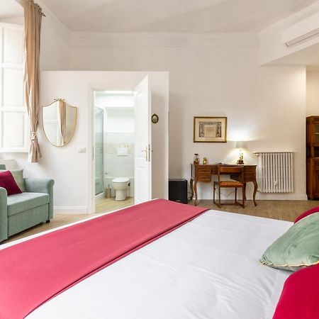 Gentile Suites - Private Rooms Rome Exterior photo